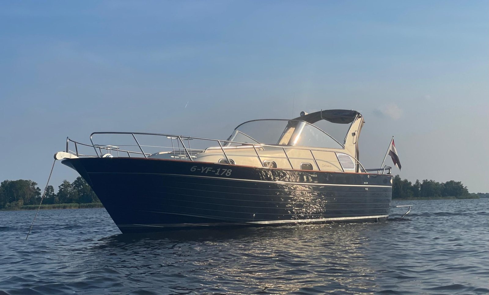 Antaris Mare Libre 10.50 (2004), sportieve weekender met Italiaans karakter